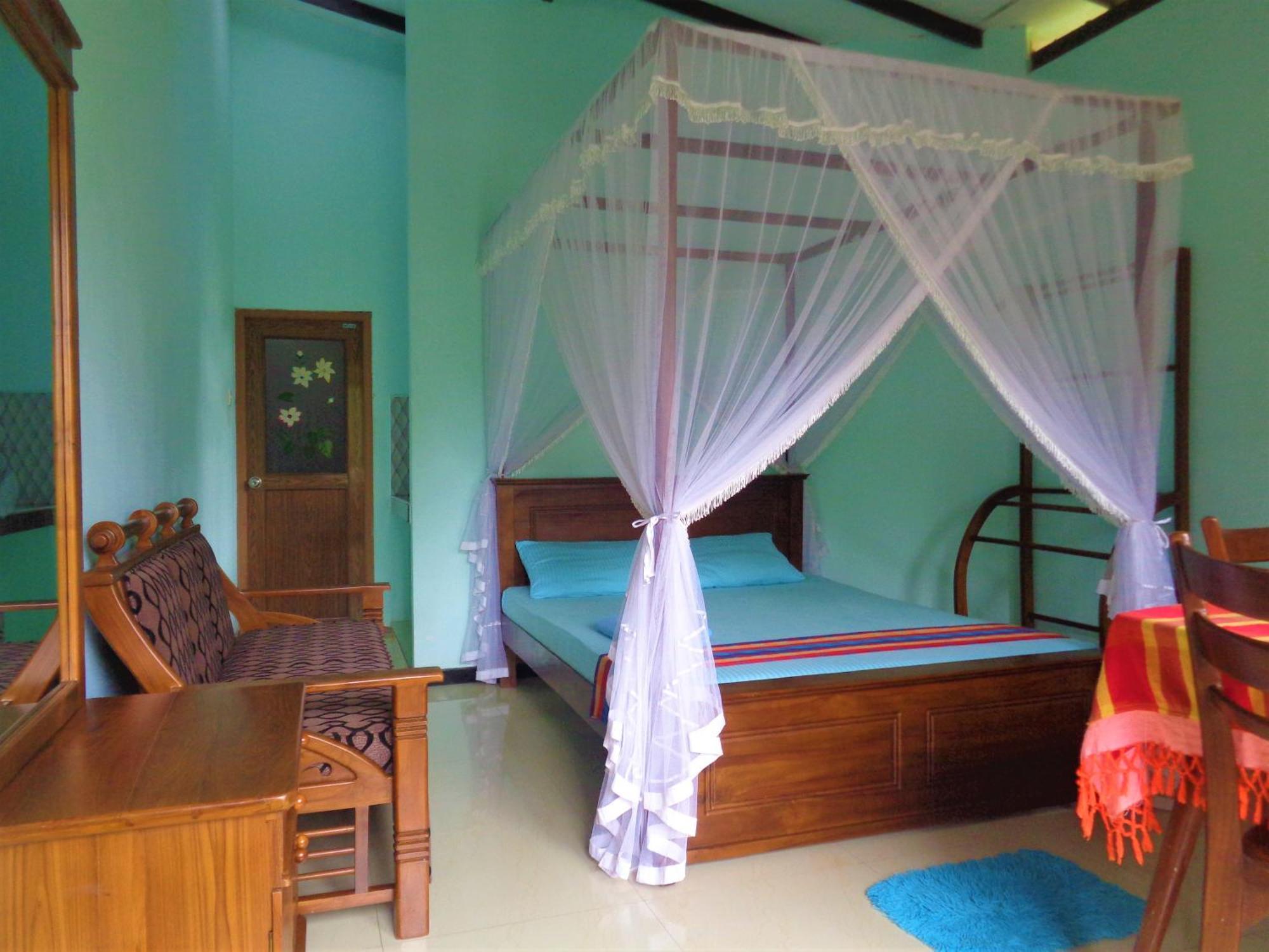 De Fancy House Hotel Unawatuna Eksteriør billede