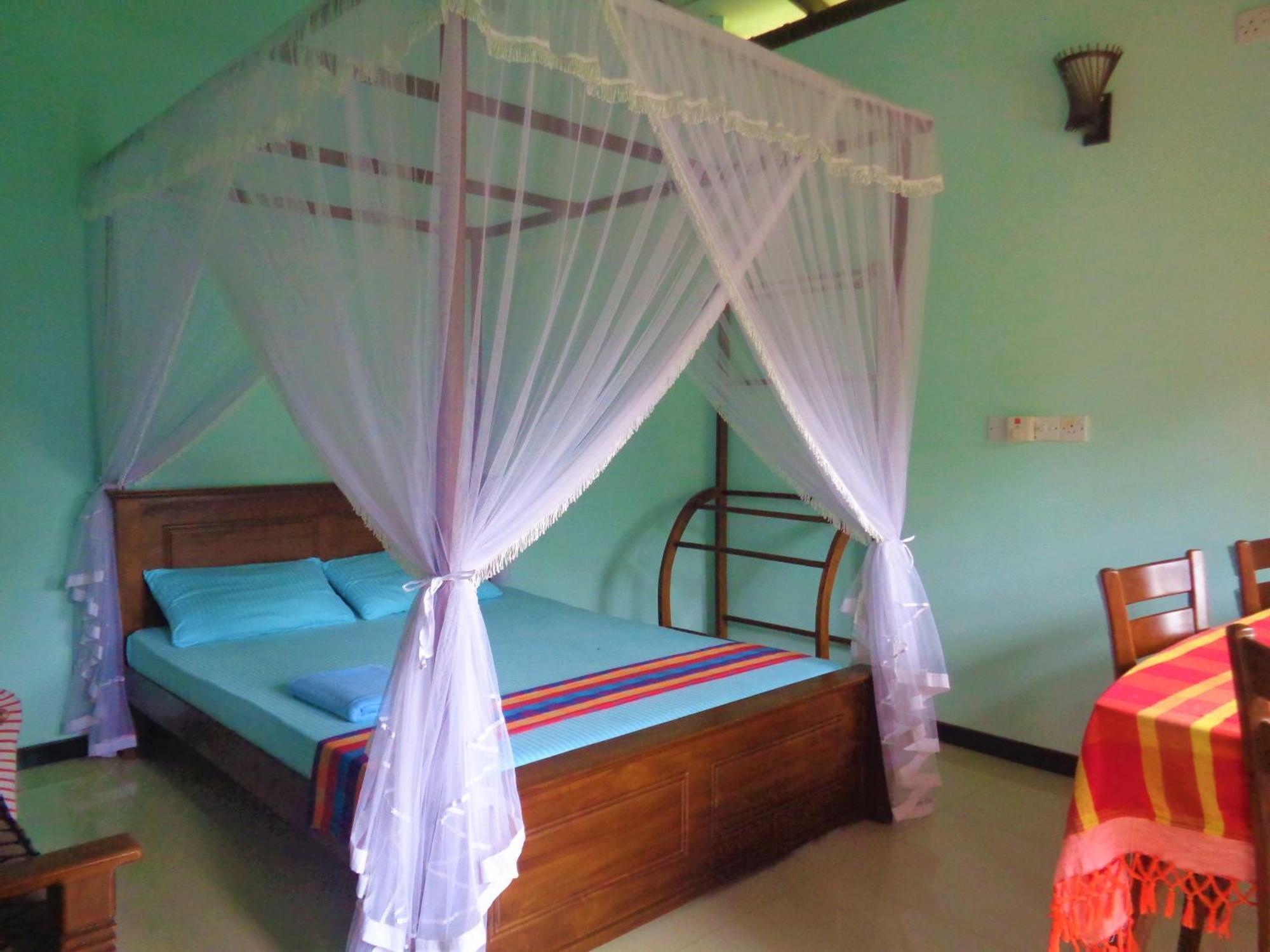 De Fancy House Hotel Unawatuna Eksteriør billede